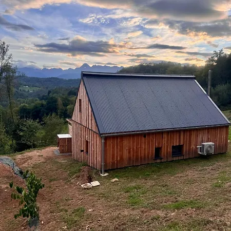 Du Mauberme Avec Bain Nordique Chalet